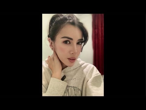 ASMR Girl Just Can’t Sleep