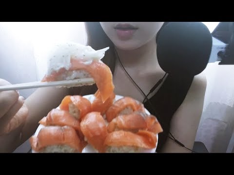 ASMR * SALMON SUSHI * 훈제연어초밥 이팅사운드 한국어 먹방 Korean Eating sounds mukbang