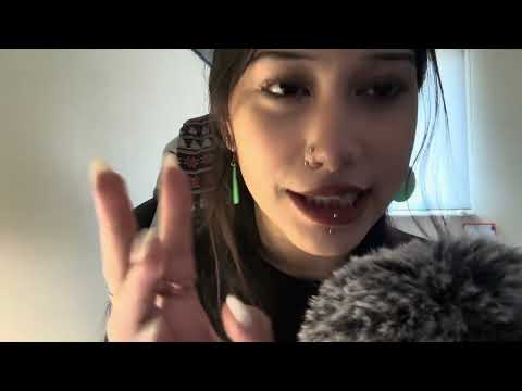 asmr / FAST TAPPING AND RAMBLES