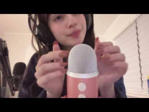 ASMR Hand movements + Mic scratching/tapping (no talking)