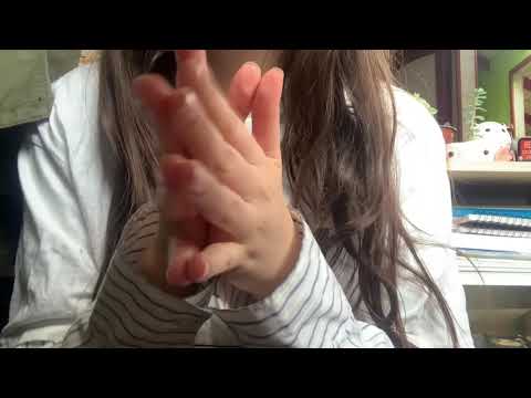 *ASMR* dry hand sounds, whispers and a little rambling -- lofi asmr (-ω- )