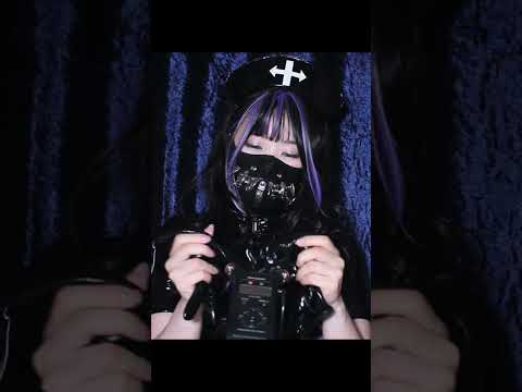【ASMR】エナメルグローブを装着…？ -patent leather sound #asmr #shorts