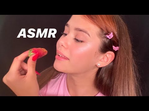 ASMR:EATING STRAWBERRY WITH WHIPPED CREAM/АСМР: ИТИНГ КЛУБНИКА СО СЛИВКАМИ