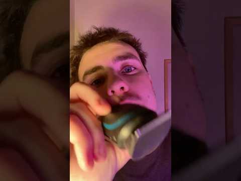 ASMR - Coiffeur et Barbier #shorts #asmr #robertom #fr #relax #fast #rp #coiffeur #barbier