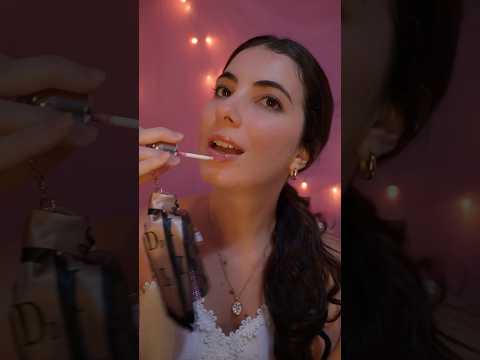 Ela só tinha um gloss pra pagar a conta 💄😳 #asmr #asmrsounds