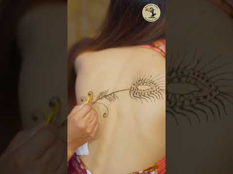 Nelly's ASMR massage with henna art & hair brushing 👩🏻‍🎨