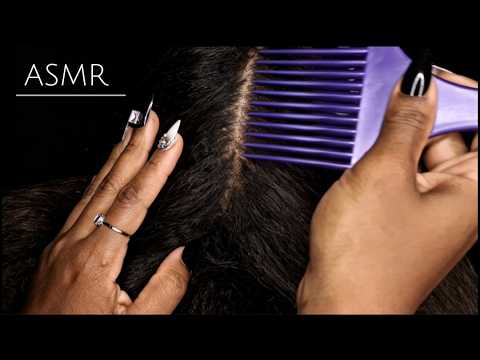 ASMR SATISFATÓRIO✨MASSAGEM NO COURO CABELUDO + ESCOVAÇÃO DE CABELO ( sons de luvas, pente e unhas )💤
