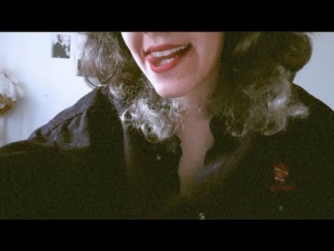 ASMR | Gum chewing with inaudible WHISPERING 🗣