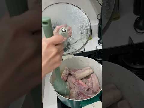 ASMR FAZENDO ARROZ COM COSTELA