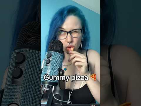 this was one tough gummy 🍕 #eatingsounds #asmrcandy #asmr #shorts