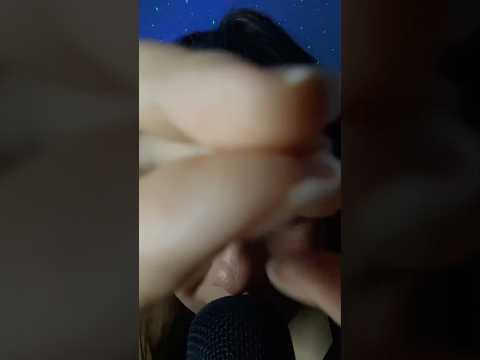 ASMR Removendo Energias Negativas ✨ Plucking & Sopros Relaxantes #shorts #asmr
