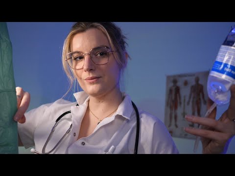 ASMR MEDICAL 👩🏼‍⚕️ je t’examine à ton réveil 🩺 (y’a rien qui va la 👀)