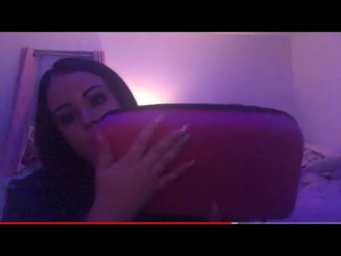 ASMR tapping on random things *whispered*