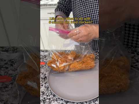 LIFE HACK WHAT TO DO WITH A MONTH OLD FRIED CHICKEN... #shorts #viral #mukbang