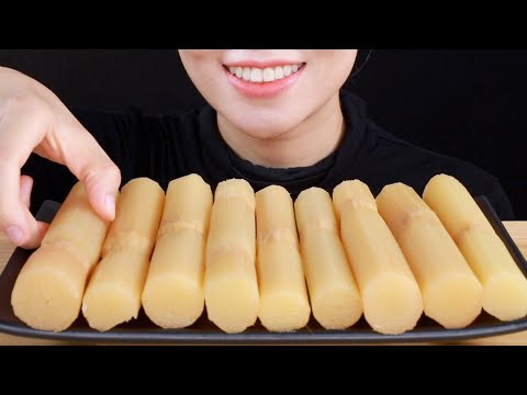 ASMR Sugarcane Eating Sounds | MINEE EATS