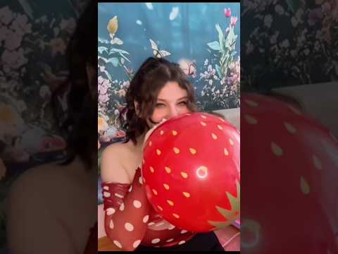 The sweetest balloon theme 🍓