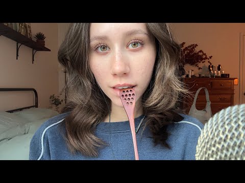 ASMR | Mouth Sounds, Honey Spoons, Tapping 🍯🥄