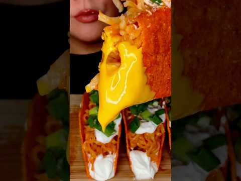 TACO FLAVOURED RAMEN TACOS? #asmr #tacos #ramen #food #eating