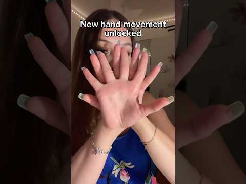 This is so much fun to do and watch 🤩 #asmr #handmovements #fastasmr #satisfyingsounds #asmrvisual