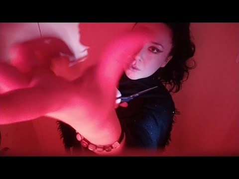 Hypnotic ASMR + REIKI with scissors