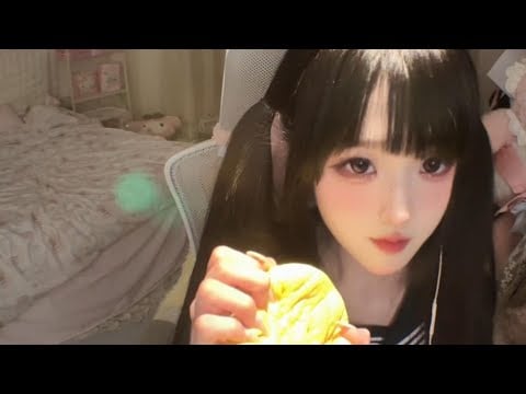Relaxing Cosplay ASMR | Accent & Long Nails Tapping Sounds