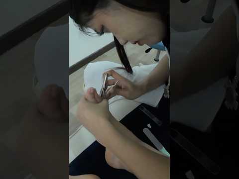 Este MASAJE THAI incluyó corte de uñas 😱😳 #asmr #masajethai #massage #thaimassage #shorts