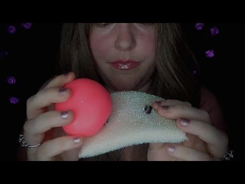 ASMR NEW TRIGGER Sponge Ball Rolling🎇Binaural, Tingly.