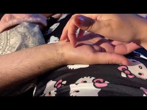 ASMR ITA | Grattini al Braccio 💤 | Soft spoken, whispering e finale no talking