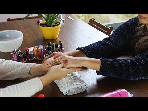 Una Manicure per Farti *Addormentare*  | Chiara ASMR