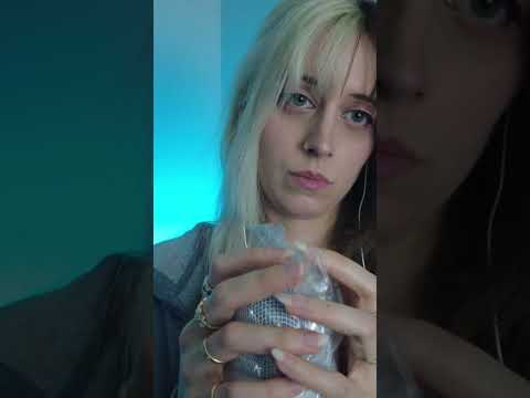 not everyone is gonna like this one #asmr #plasticasmr #plasticsounds