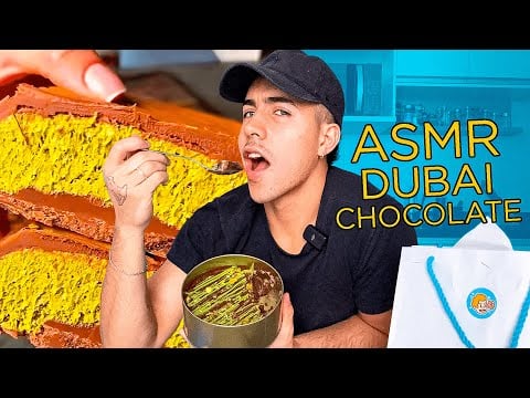 ASMR COMENDO BROWNIE CRUNCH DE CHOCOLATE DUBAI