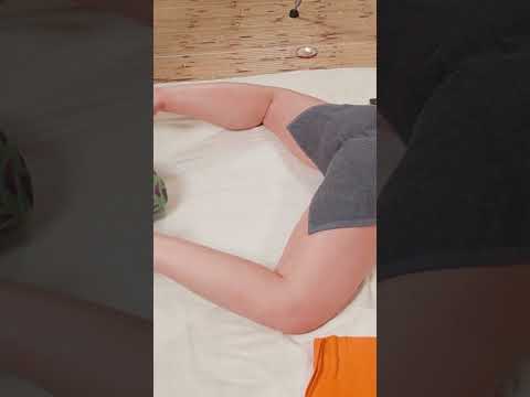 Unique deep foot massage and chiropractic adjustment for Anna #chiropractic