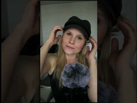 #asmr #fabricsounds #hat #asmrfabricsounds #asmrfabricscratching #shorts