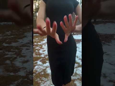 #asmr #relax #mouthwhisper #asmrtriggers #tingles #handmovements