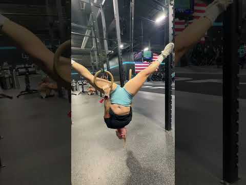 Aerialists in the gym be like