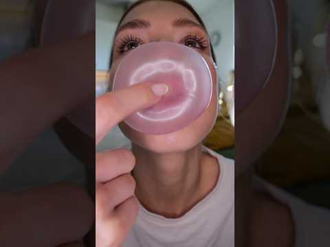 Making Huge Bubbles! 🫧👅😮‍💨 #asmr #bubble #bubblegum