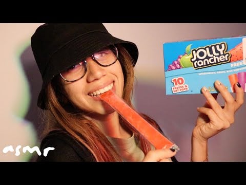 ASMR masticando hielitos de sabores :p