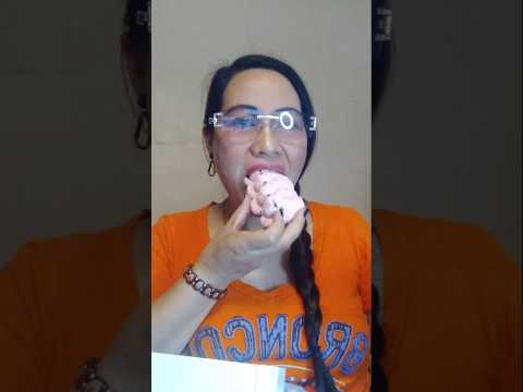 ONE TIME BITE 5 PEEPS#everyone #mukbang #shortsfeed #challenge #eating #funny #crazylady