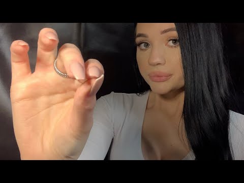 ASMR| PINCHING AND PLUCKING