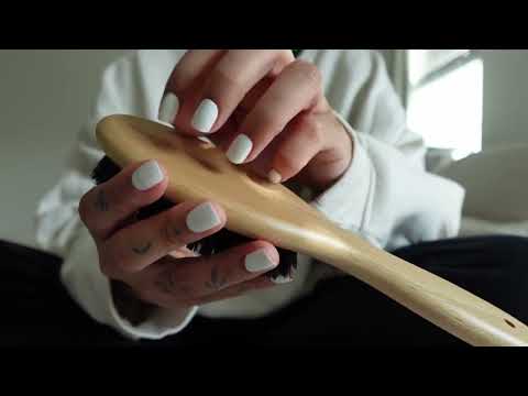 ASMR | Fast Tapping & Scratching 10/10 Items (whispering)