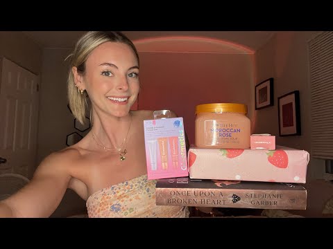 ASMR | Unboxing A Galentine’s Care Package 💝 FROM A SUBSCRIBER 💝