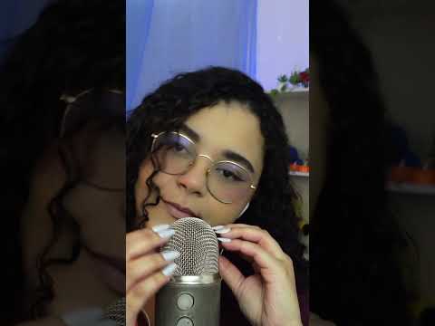 ASMR Unha no microfone