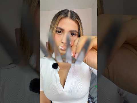 ASMR Rascando tu espalda hasta que te duermas 💤💅