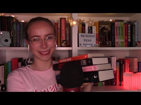 [ASMR] Tingly Book & Vacation Haul 📚🇮🇪 (whispered show & tell, book triggers, trinkets,…)