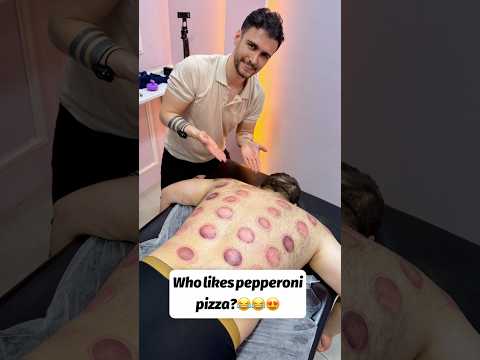 Pizza😍😂#shorts #massagetherapy #massage #asmr #shortsvideo #viralvideo #viralshorts