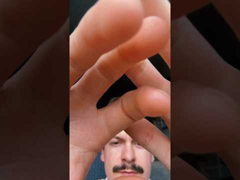Up close hand movements #asmr #visualasmr #visualtriggers #raeasmr #upclose #handmovements