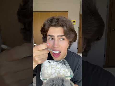 My favorite snack cornstarch over ice! 🌽🧊 #asmr #asmrsounds #food #snacks