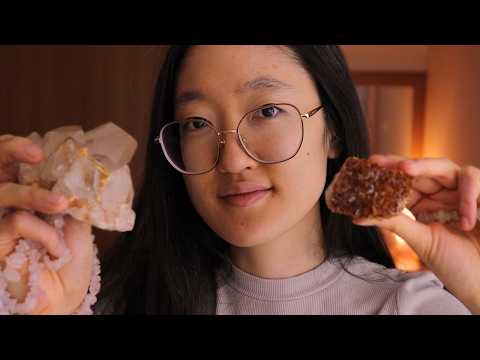 ASMR ROLEPLAY: VENDEDORA DE CRISTAIS 💎 (FALA SUAVE)