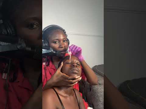 Live highlight, ear eating spit painting
