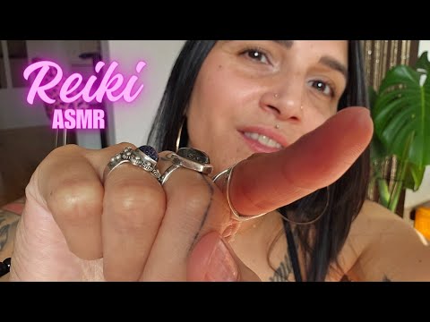 Reiki ASMR l finger fluttering l hand movements l whispering